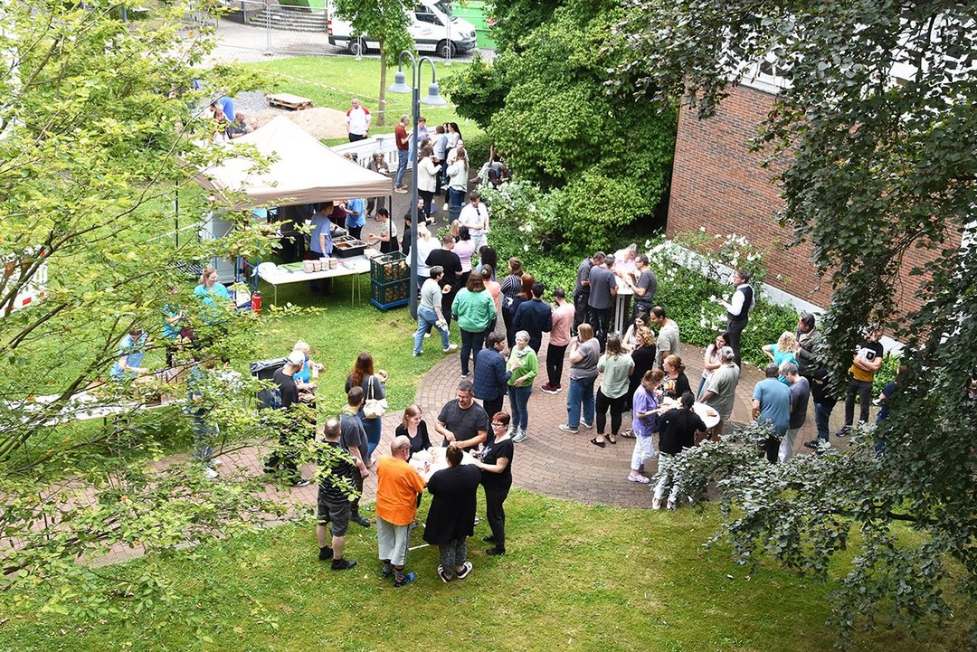 Grillen zum Alexius Patronatstag für die Mitarbeitenden der Alexianer Krefeld GmbH