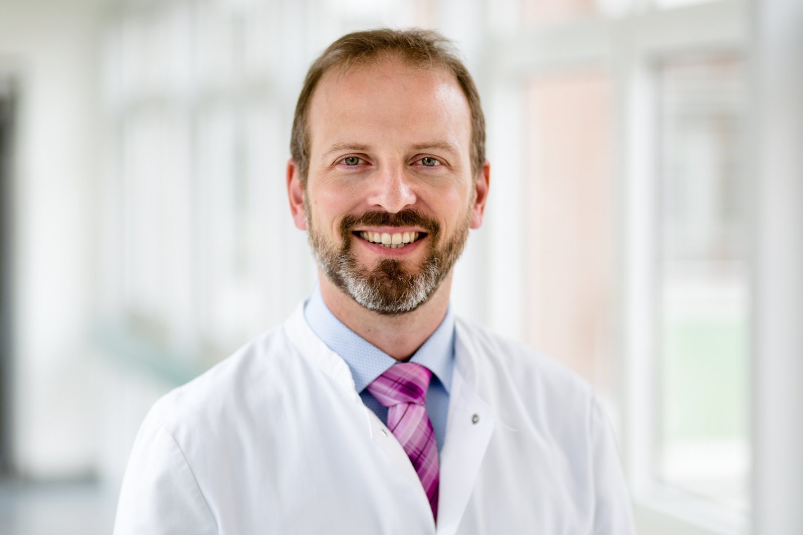 Dr. med. Ingmar Gröning, Chefarzt Klinik für Notfallmedizin Dr. med. Ingmar Gröning, Chefarzt Klinik für Notfallmedizin