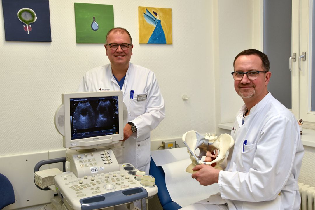 Die Urologische Fachklinik des Krankenhauses Maria-Hilf Krefeld heißt jetzt Klinik für Urologie, Kinderurologie und Urogynäkologie. Die Kinderurologie und Urogynäkologie bilden innerhalb der Klinik eigenständige Sektionen unter der Leitung von Dr. Walter Batzill.