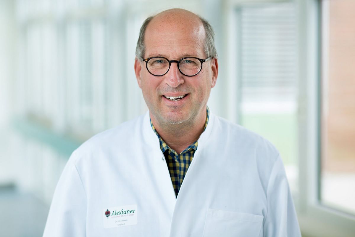Ärztlicher Direktor und Chefarzt Prof. Dr. med. Hans-Jürgen von Giesen (M. Sc.)