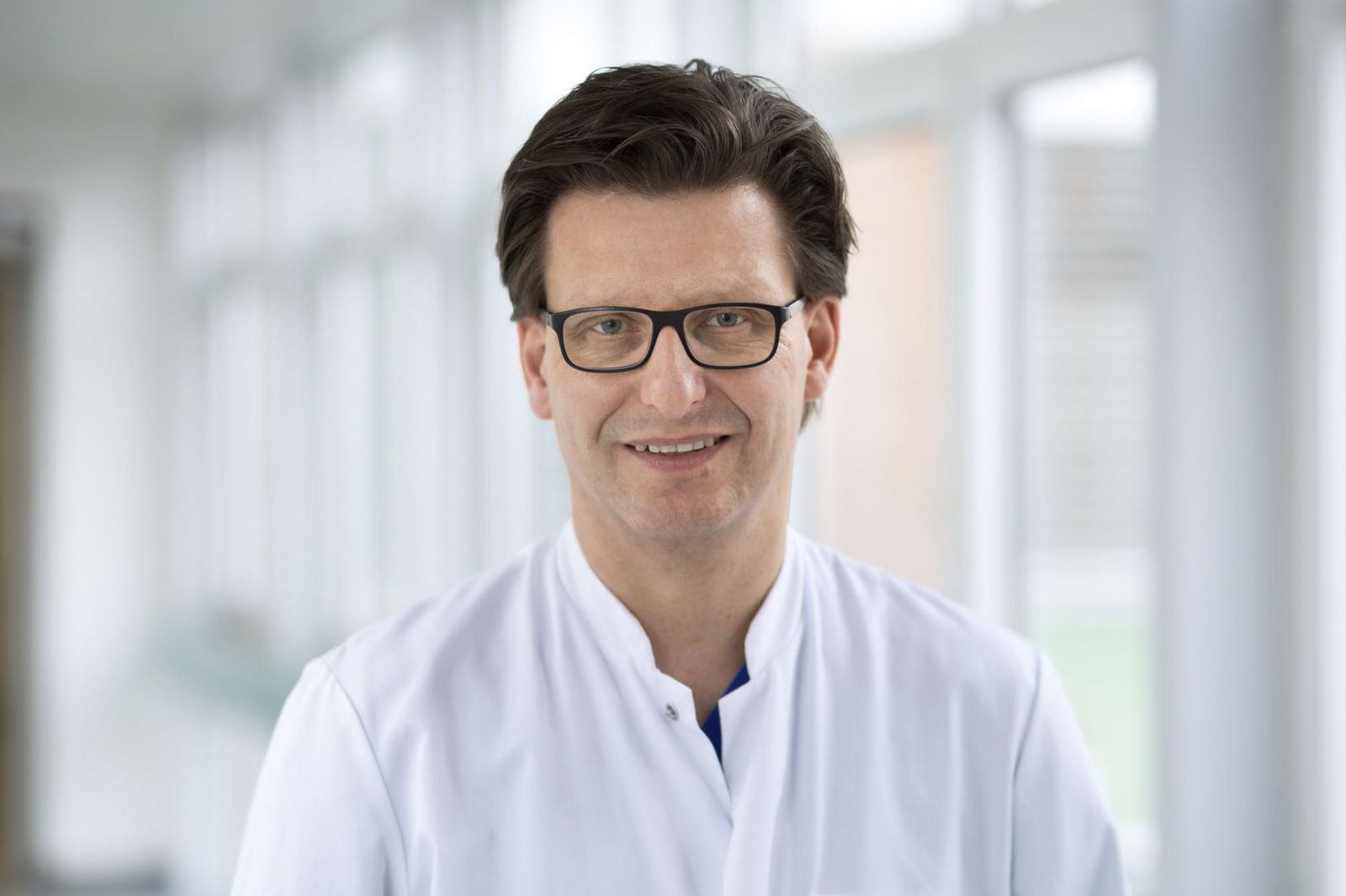 Dr. Dirk Stunneck