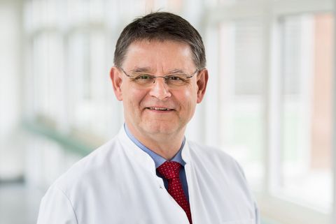 Dr. Wilhelm-Ulrich Schmidt