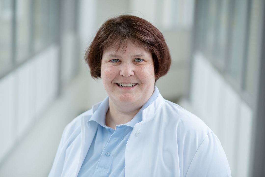 Sandra Köhler ist Fachärztin für Orthopädie