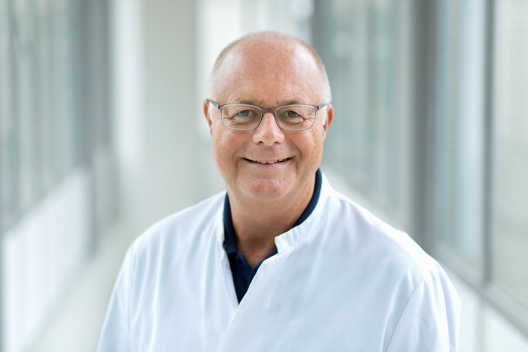 Dr. Peter Mann ist Facharzt für Orthopädie