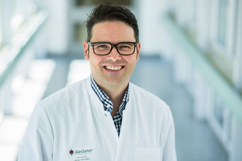 Oliver Neuhaus, Leitender Abteilungsarzt der Klinik für Unfallchirurgie